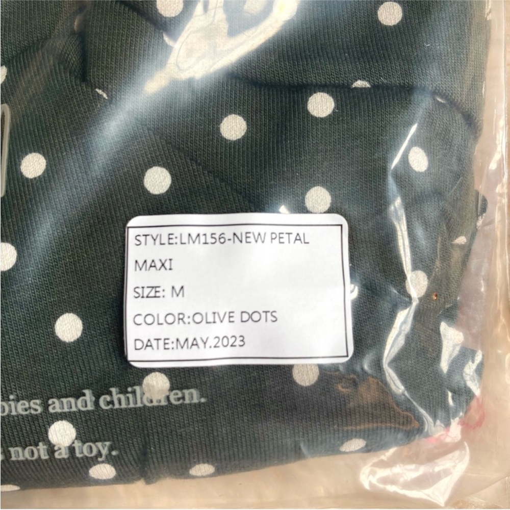 Latched Mama Olive Dots Petal Maxi Nursing Dress M NWT - Picture 6 of 6